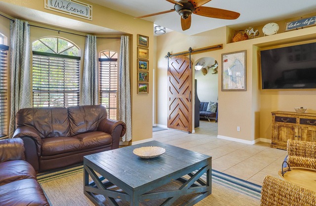 Clewiston 'Bluegill' Home Rental w/ Fishing Pond!