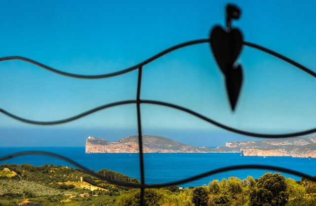 ClickSardegna Villa frente al mar, 5 dormitorios, 6 baños, piscina infinita WiFi