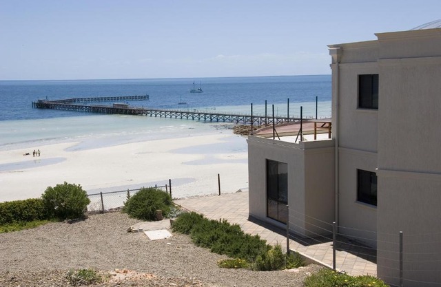 Cliff House Beachfront Villas