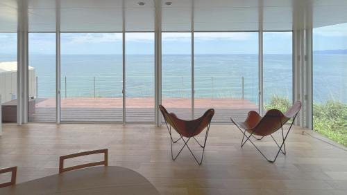 Cliff House Morai