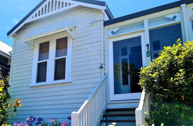- | LA CASA CLIFF STREET | - ALBANY, AUSTRALIA OCCIDENTAL