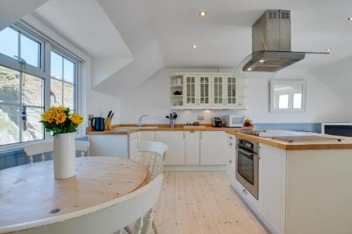 Cliff Top Cottage