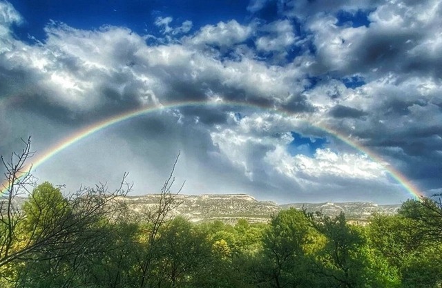 Cliff View Home- Wild, Beautiful, Serene Southwest Experience!
