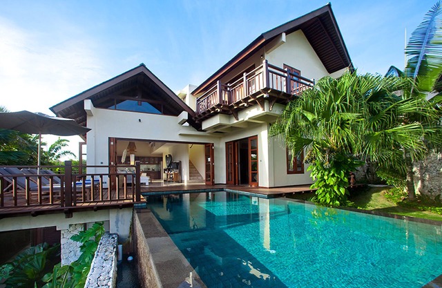 Cliffront Tropical Villa Cantik