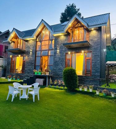 Cliffside cottage