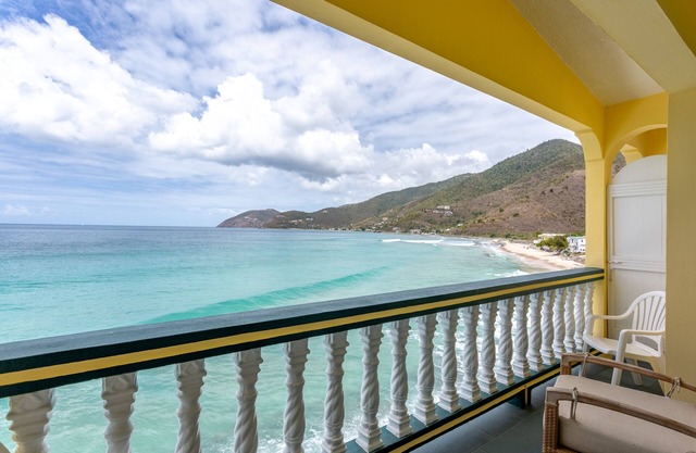 Cliffside Junior Suite