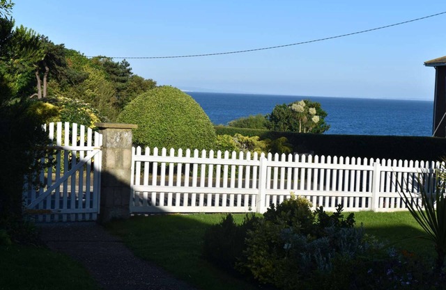 'Cliffway' Totland, tranquilo, propio gdn, VISTAS AL MAR, 5 minutos a pie de la playa / costa