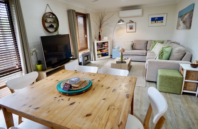 Clifton Cottage by Experience Jervis Bay
