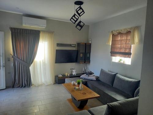 Clio's house
