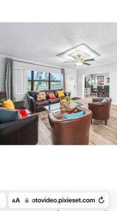close to beach airport downtown