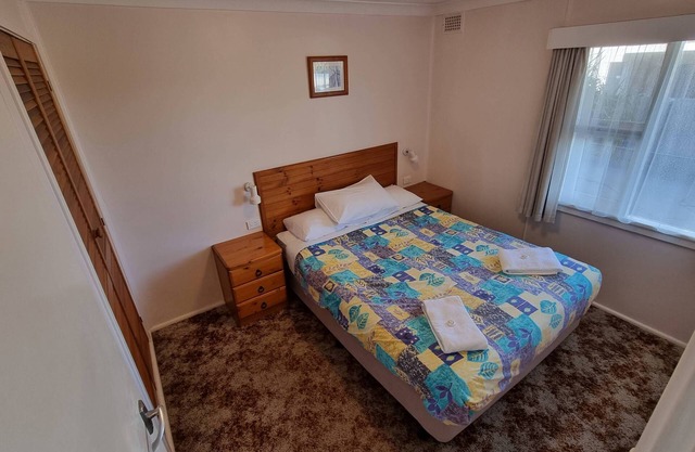 Close to Beach, Harbour Marina, Country Club, Golf Course, Restaurants, Cafes
