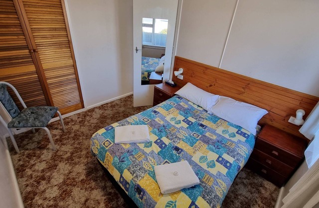 Close to Beach, Harbour Marina, Country Club, Golf Course, Restaurants, Cafes