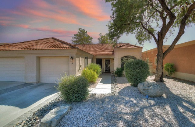 Close To Golf Courses & Trails - Fountain Hills Home - Great Monthly Rates