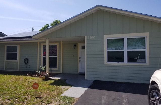 Close to marinas, fishing, beaches, shopping and restaurants