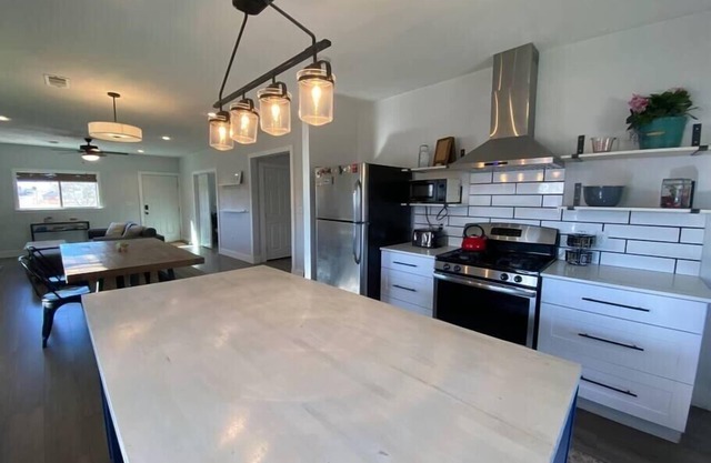 Closest AirBnB to Gage Gardens and Downtown Marathon
