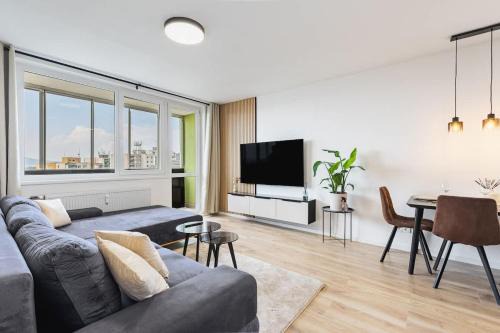 Cloud Apartment