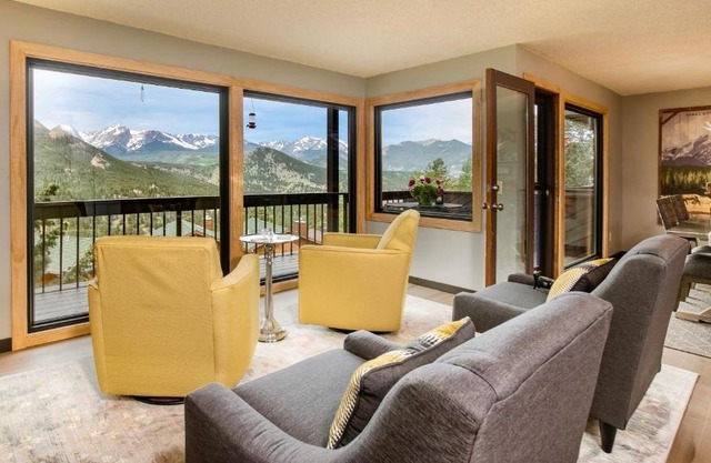 Cloud Camp Luxury Home At Windcliff Home