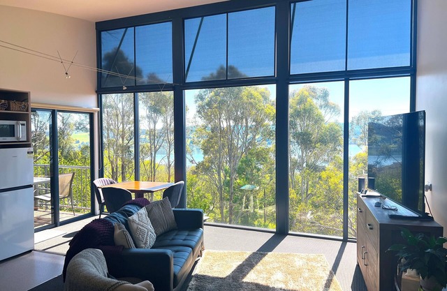 Cloud Nine Apartment @ Tamar Ridge