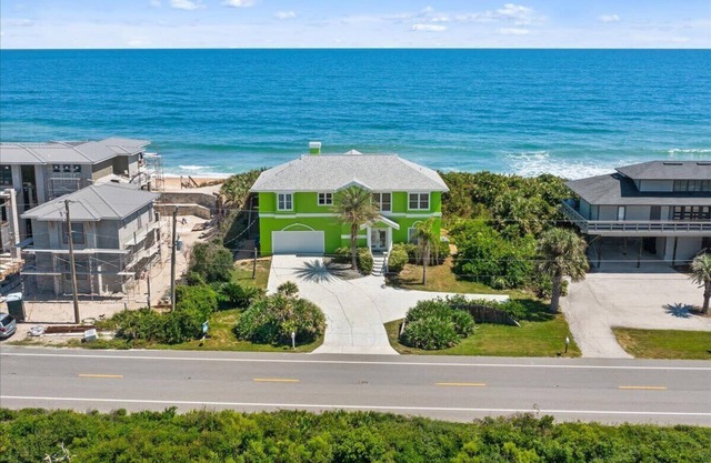 Cloud Nine | Wren Beach Rentals by Portoro