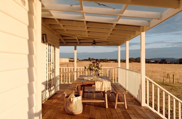Clovelly Farm -last minute discount this weekend. $295pn (usually $450)