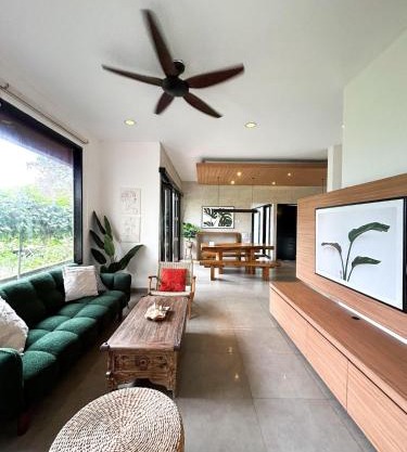 Clover Cove Villa