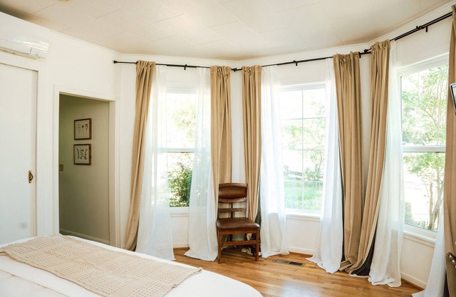 Clover Room