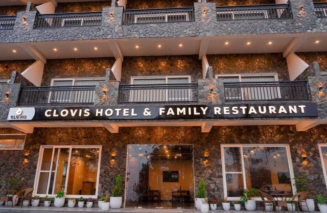 Clovis Hotel & Restaurant