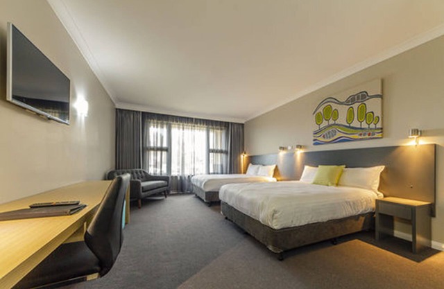 Club Cowra Motel