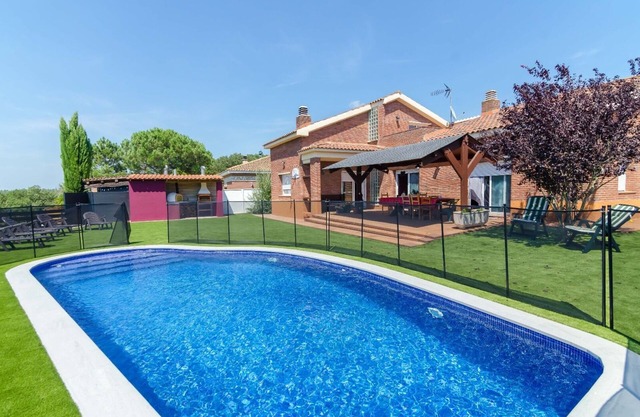 Club Villamar - Acogedora villa con una bonita zona exterior con piscina privada y barbacoa