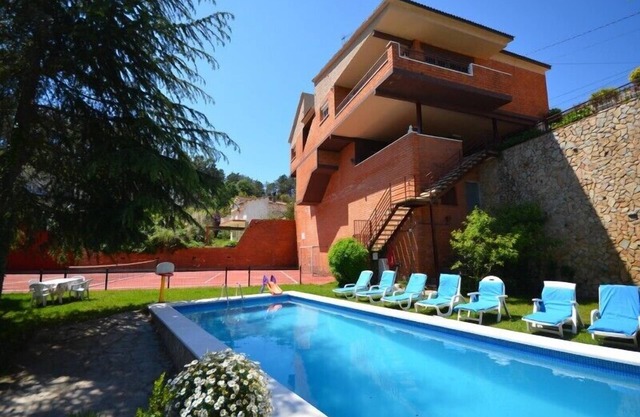 Club Villamar - Casa de Vacaciones Lloret de Mar Costa Brava España Ervina