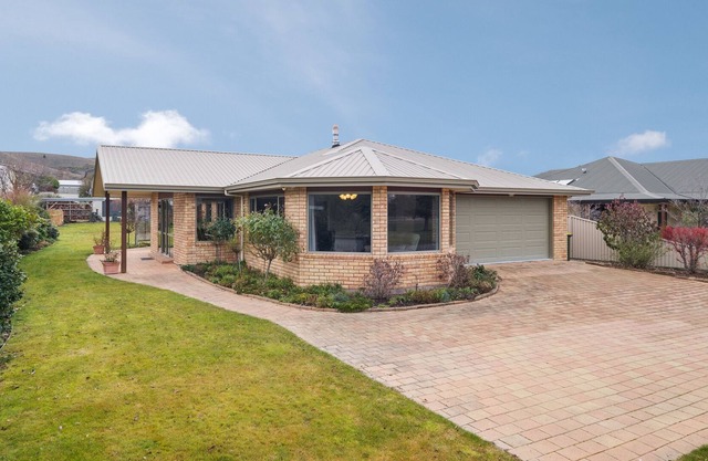 Retiro del golfista - Clyde Holiday Home