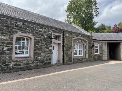 Coach House 5
