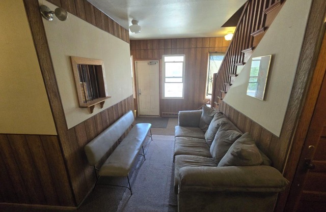 Coal Branch Hotel & Restaurant, Room 10