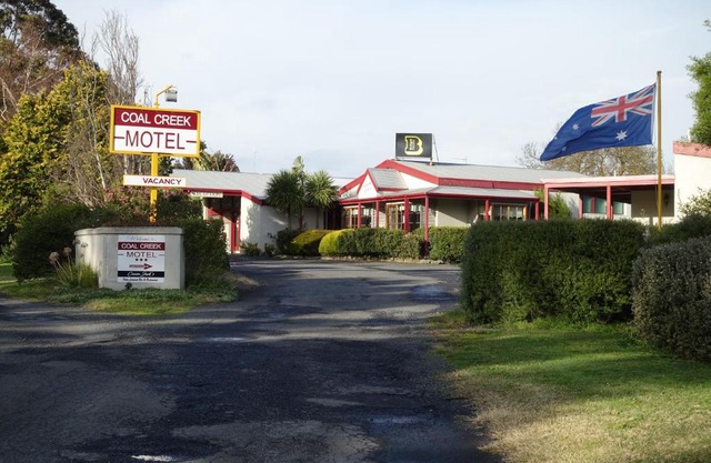Coal Creek Motel