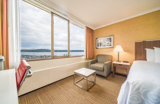 Coast Discovery Inn