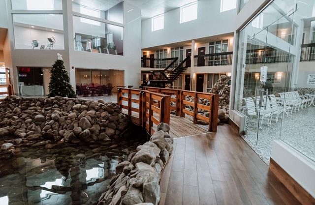 Coast Nisku Inn & Conference Centre