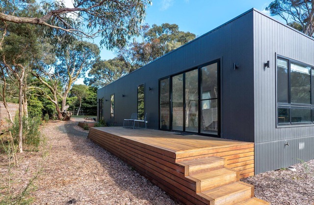 Coastal Bush Retreat - Stunning woodland retreat