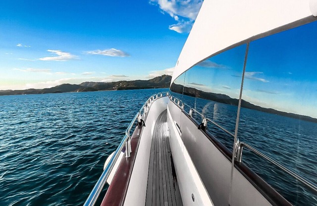 Coastal Elegance: Luxury Yacht in Playa Flamingo