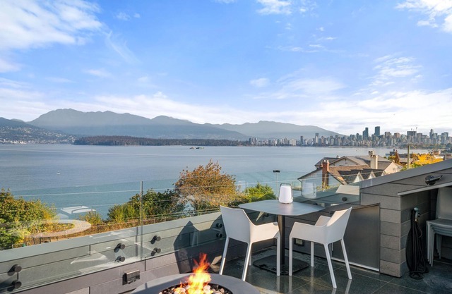 Coastal Elegance in Kitsilano