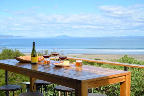Coastal Escape ~ a sublime retreat!
