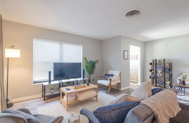 Coastal Escape - River by the Beach - Sleeps 11!