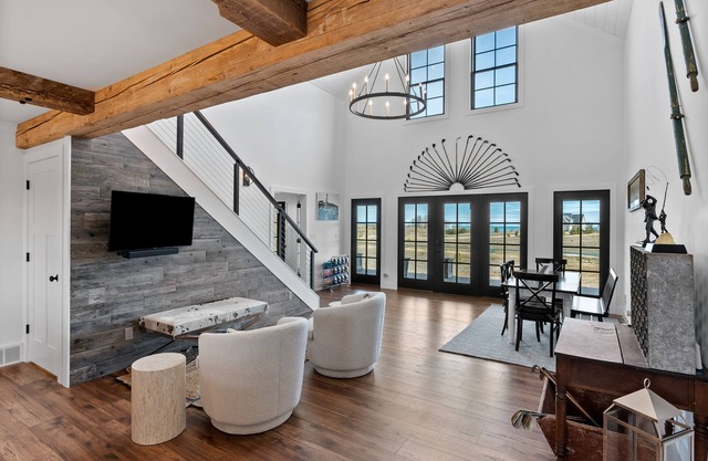Coastal Farmhouse-15 Minutes From Whistling Straits Golf Course