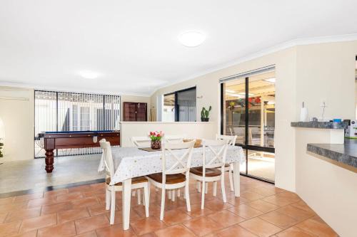 Coastal Haven on Ostia - Geographe