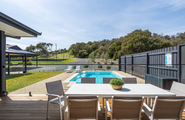 Coastal Luxe - Heated pool, tennis court, sauna, privately set on gated acreage
