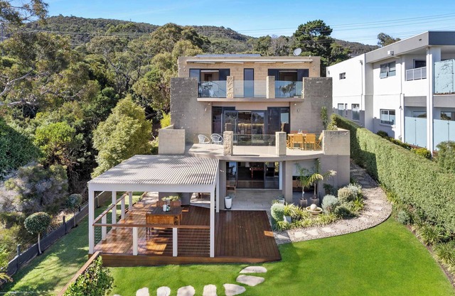 Coastal Sanctuary | Bay Views | Spa | Games Room