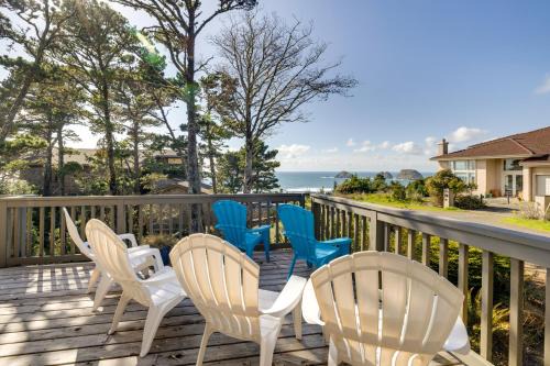 Coastal Tillamook Vacation Rental Ocean Views!