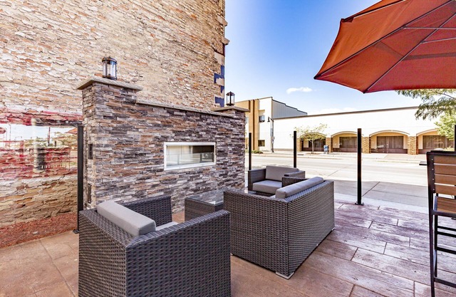 Cobblestone Hotel & Suites - Superior Duluth