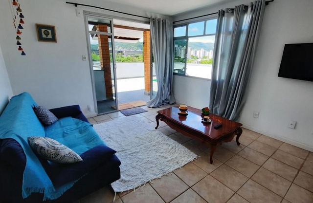 Cobertura com Ótima Vista e Localização em Floripa