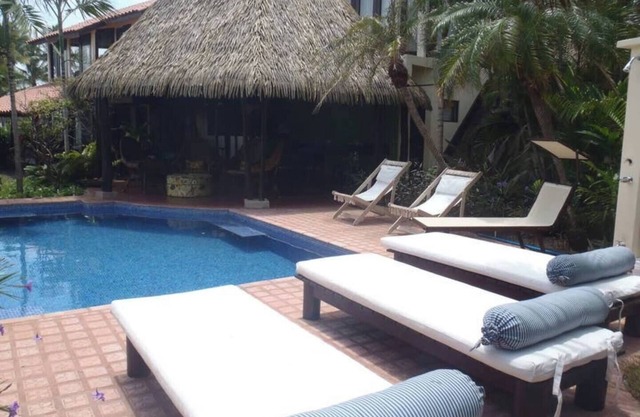 Villa privada frente al mar con una hermosa playa, espectaculares puestas de sol