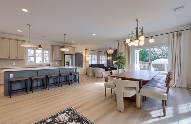 This house is a 5 bedroom(s), 3 bathrooms, located in Hummelstown, PA.